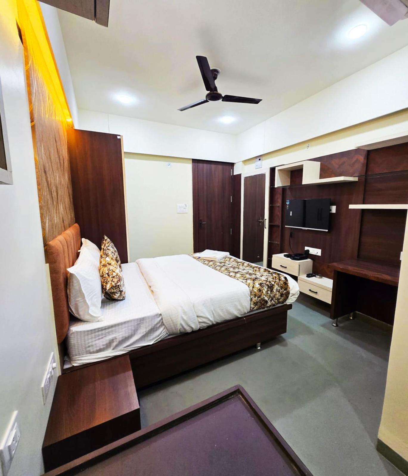 Hotel Nexus Indore Zewnętrze zdjęcie