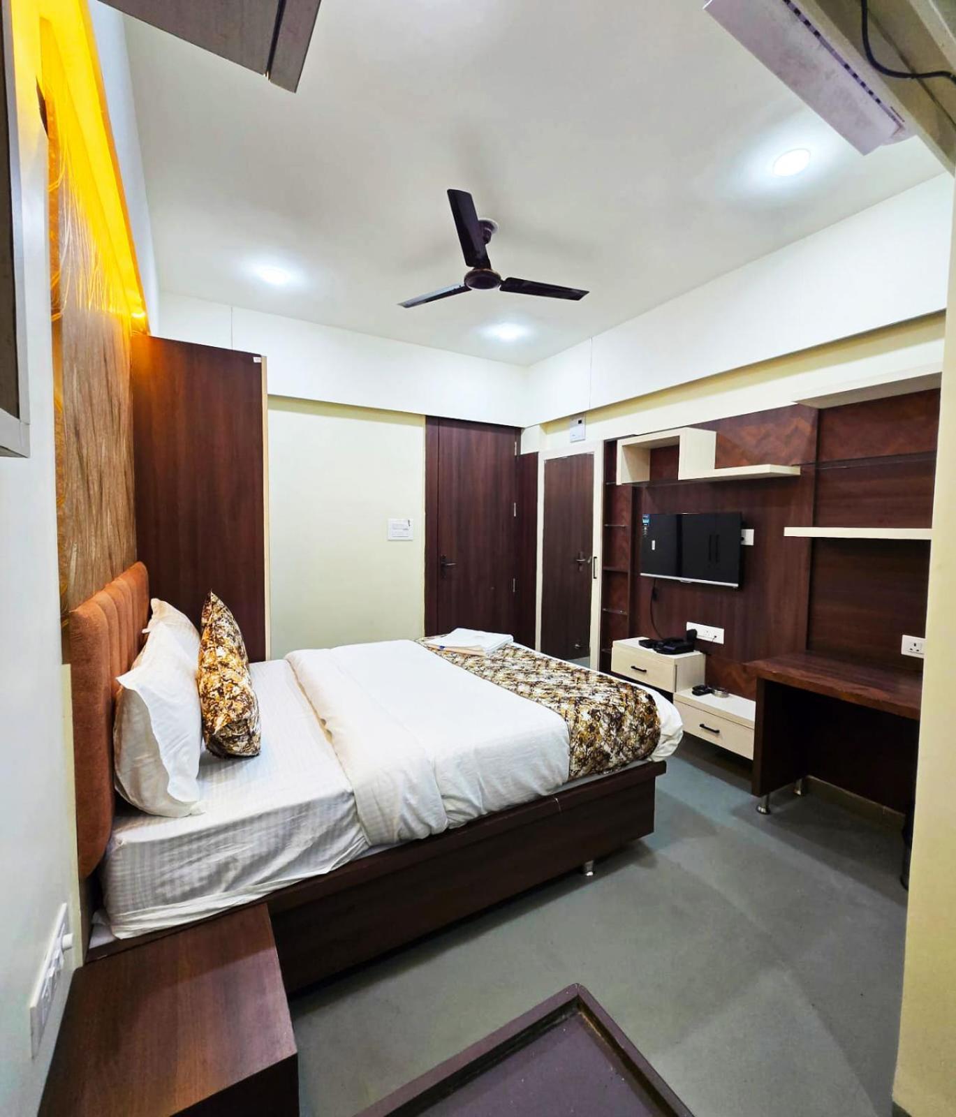 Hotel Nexus Indore Zewnętrze zdjęcie